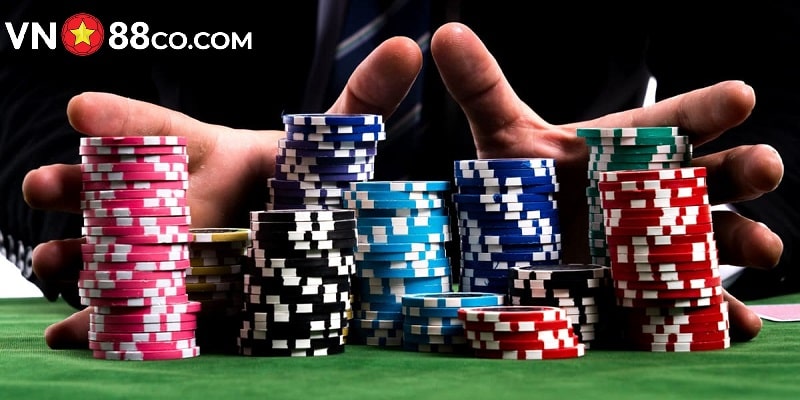 Giới hạn cược trong cách chơi Poker online và truyền thống
